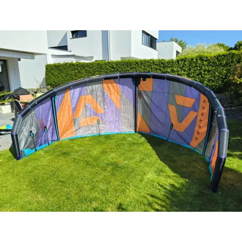 Duotone SLS d'occasion dans un état irréprochable